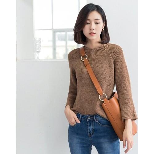 Genuine Leather High Quality Bucket Shoulder Bag Wide Shoulder Strap Bag Cowhide Hasp Handbag Bag Womens Casual Crossbody Bags