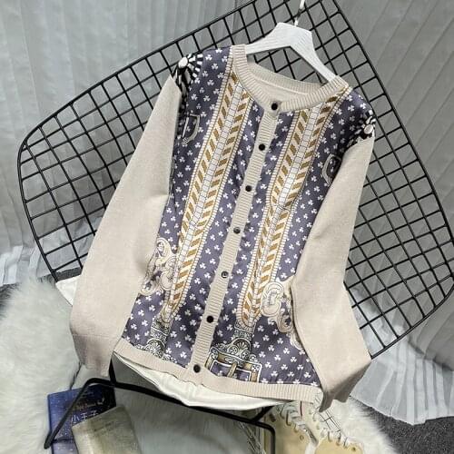 Autumn Women Lily Print Sweaters Female Print Satin Patchwork Knitted Cardigans Lady Flower Print Sweaters Woman Lily Tops