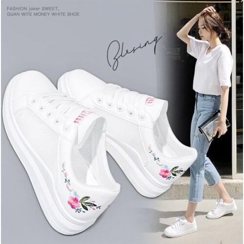 Fashion Shoes Womens Breathable Hollow Vulcanize Shoes Lace Up Embroidered Platform Women Sneakers Casual White Shoes NVX203