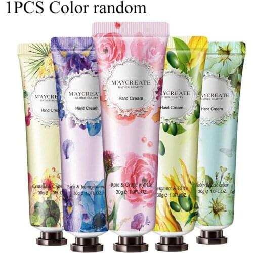 Flower Chrysanthemum Vanilla Moisturizing Hydrating Hand Cream for Winter Hand Care Nourishing Skin Care Fresh but Not Greaey To