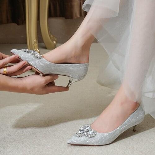 Wedding shoes show wedding dress two wear 2021 new bride silver middle heel daily wear Sequin high heel crystal shoes