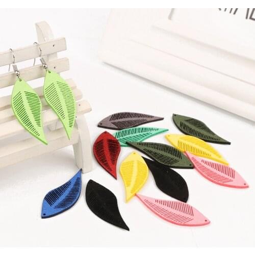 Korean Suede Faux Leather Pendant Black White Blue Leaf Shaped Charm Pendant for Necklace Making DIY Jewelry Findings