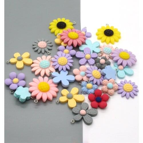 10pcs Mix Colored Flowers Resin Flatback Earring Charms Sunflower Keychains Necklace Hair Rope Pendants Handmade Jewelry Make