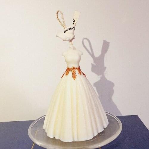 3D Bridal Wedding Dress Candle Mold DIY Plaster Aromatherapy Clay Crafts Handmade Candle Making Mould Wedding Cake Decoration