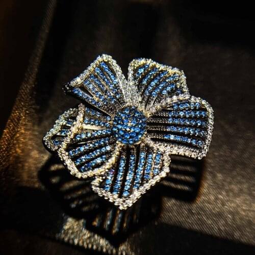 Charm Flower Rings Hollow Design Full Inlay Blue White Small Zircon Fashion Resizable Jewelry For Women Wedding Anniversary Gift