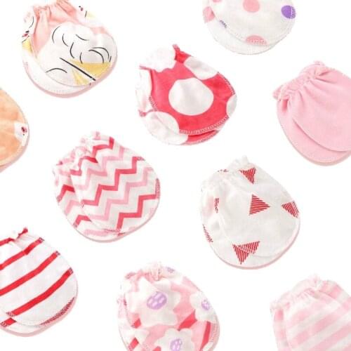 5pcs/set of Baby Cotton Gloves Socks Breathable Soft and Comfortable Gloves for Newborns for Babies