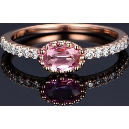 Huitan Fashion Contracted Design Women Ring Romantic Pink Oval Shiny CZ Elegant Anniversary Gift for Lady Ring Statement Jewelry