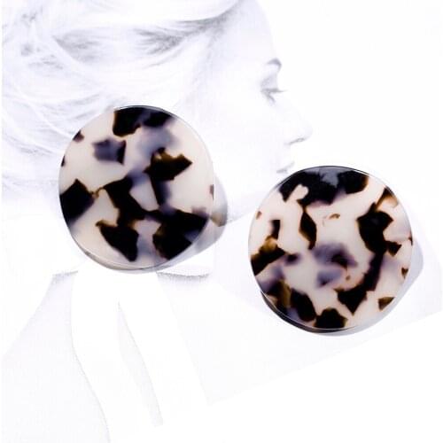 SOHOT New Arrived Acrylic Tortoiseshell Women Round Stud Earrings OL Style Trendy Hot Sale Simple Brincos Jewelry Bijoux Gift
