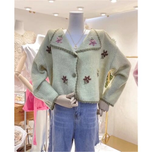 Vintage Womens Sweater Carigans Korean Sweet Hand Embroidery Long Sleeve Sweaters Female All-matched Fashion Tide 2021 Autumn