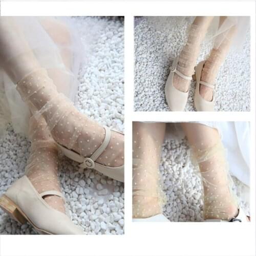 Q Retro Lace Sexy Dot Tulle Socks Women Summer Transparent Ultra-Thin Socks Fashion Lady Soft Short Socks Girls Dress Sock