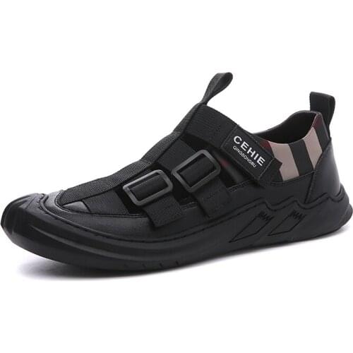 2021 Summer Men Closed Toe Genuine Leather Hollow Out Sandals Man Breathable Rubber Sole Upstream Beach Shoes Water Shoes