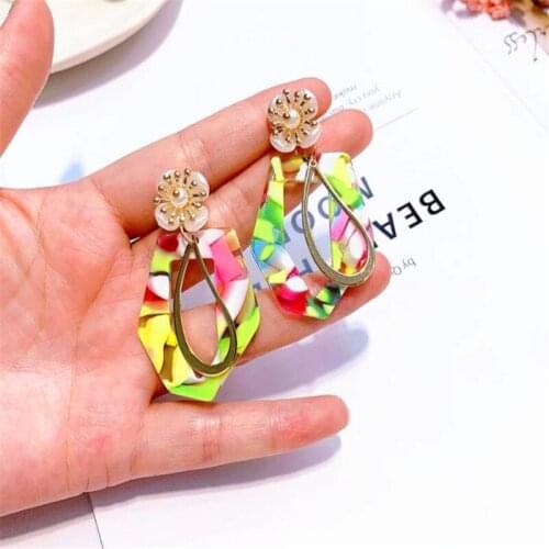 2021 Korea Dongdaemun Yellow Green Floral Pattern Polygonal Acrylic Four-Pearl Flower Summer Color Stud Earrings