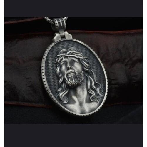 Vintage Mens Christ Jesus Cross Pendant Gothic Punk Oval Pendant Fashion Mens Religious Belief Jewelry Amulet Anniversary Gift