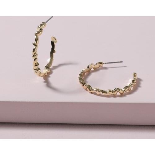 Simple Style Zinc Alloy Unique Design Gold Color Medium Size Metal Round Hoop Earrings For Women