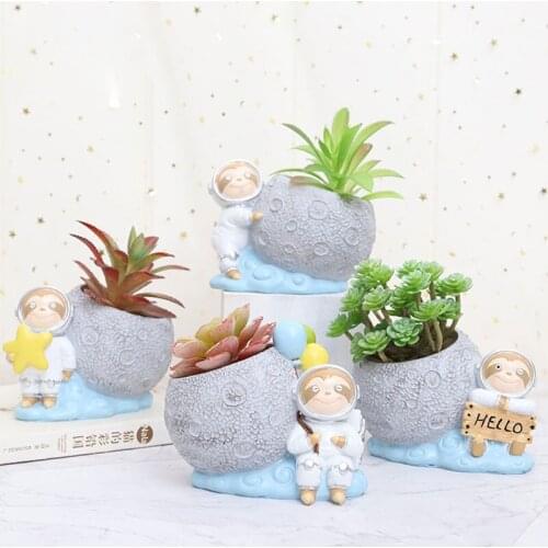 Cartoon Wandering Planet Resin Succulent Flower Pot Micro Landscape Potted Crafts Ornaments Creative Gardening Home Decoration