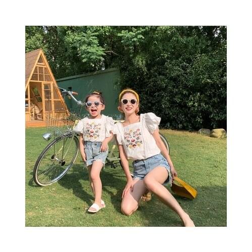 Summer Family Matching Clothes Korean Baby Girl Square Collar Heavy Industry Embroidered Shirt Mother and Daughter Blouse 2-8Y
