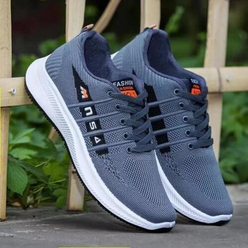 New Mens Sneakers 2021 Breathable Woven Sports Shoes Casual Walking Shoes Non-slip Mens Mesh Shoes Soft Soled Casual Footwear