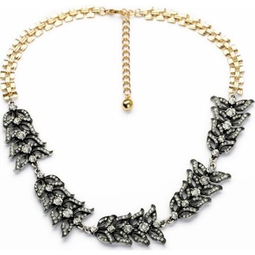 Bulk Price Europe Pop Decent Lady Charm Gold Color Crystal Leaf Dress Chunky Necklace