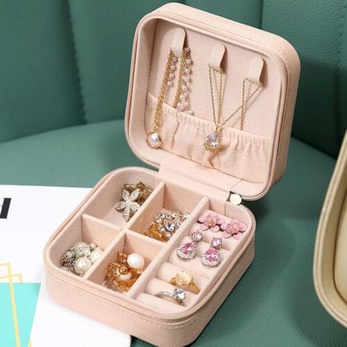 65% Dropshipping!!Jewelry box Small and comfortable flannel earrings Earrings and necklace storage box
