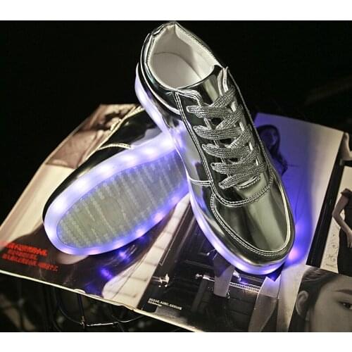 Unisex Casual Sports Shoes for Kids & Adult Fashion Sneakers Childrens USB Charging Shoes LED Light Boys & Girls Lace Up Shoes