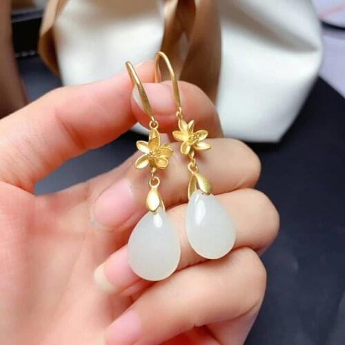 Lanzyo Dangle Earrings