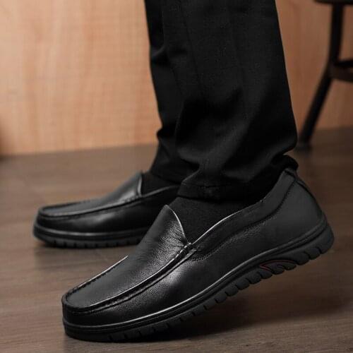 2021 Men Casual Genuine Leather Slip On Black Shoes Real Leather Loafers Mens Moccasins Comfortable High Quality Loafers