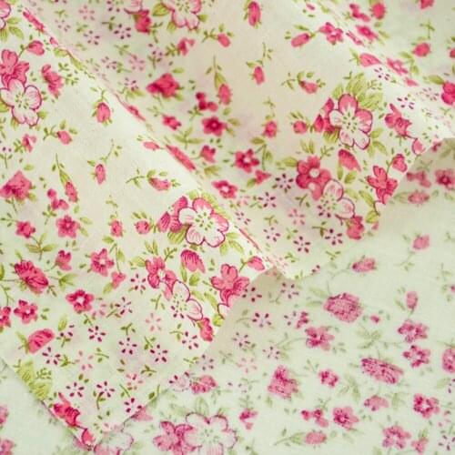 100% Cotton Fabric Dolls Red Flowers and Green Leaves Design Scrapbooking Cloth Tissue Decoration Tecido Patchwork Home Textile