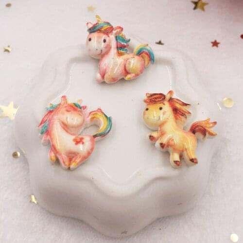 10pcs Lovely Resin Cabochon Colorful Unicorn Flat Back Figurine Stone Appliques DIY Wedding Scrapbook Decor Home Craft W70