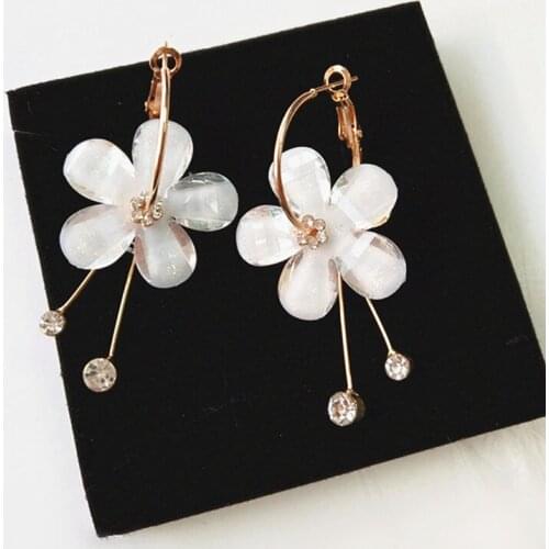 Hot Sale 5 Petal Acrylic Zircon Tassel Earrings Brincos Oorbellen Transparent Earrings Wholesale Sun Flower Womens Earrings