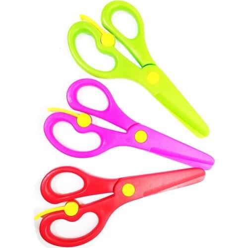 Color Welbo Baby Scissors