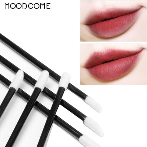 Lip Brushes Set 100 Pcs Disposable Cosmetic Mascara Wands Lipstick Gloss Wands Applicator Makeup Individual Pen Cleaner Brushes