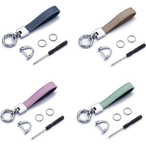 Exquisite Car Keychain Personalized Key Ring Ornaments Ideal Present Suitable for Preventing Car Key Loss