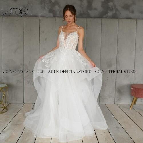Sexy Spaghetti Straps Ruffles Wedding Dress Custom Made Lower Back A-line Lace Bridal Gown with Appliques