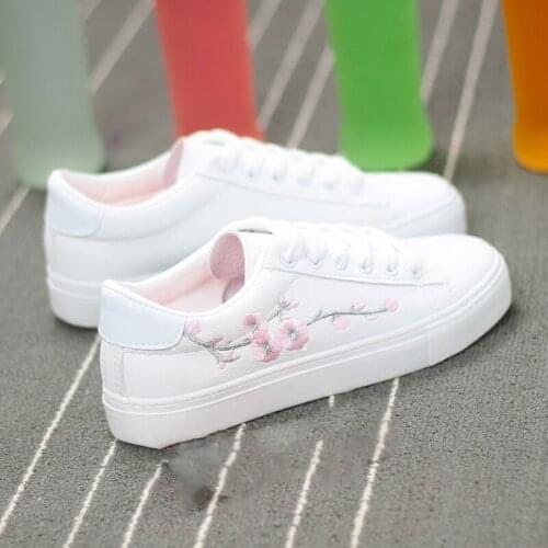 White Casual Sneakers Flats Women Canvas Shoes Spring Autumn Lace-up Flower Casual Ladies Shoes
