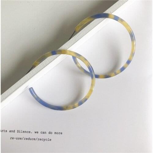 DAVINI Vintage Big C Shape Hoop Earrings Colorful Geometry Acrylic Earrings for Women Female Ear Jewelry Gift New Design MG79