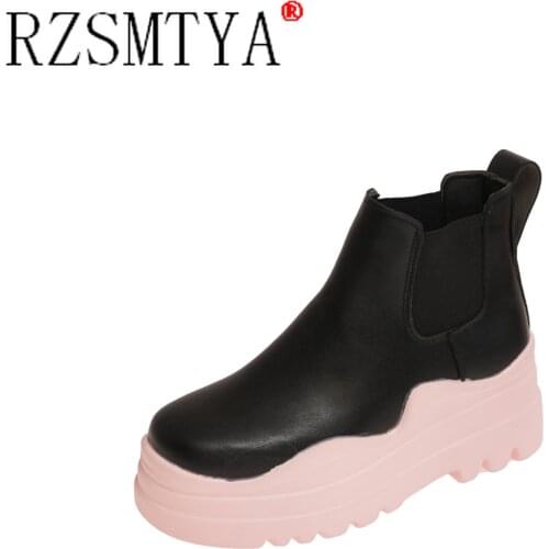 Womens Boots Luxury Brand Design 2021 Autumn New Womens Boots Thick-Soled Chelsea Boots High Boots Martin Boots Womens Shoes