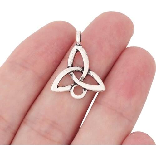 20 x Tibetan Silver Celtics Knot Trinity Triquetra Connectors Charms Pendants 2 Sided for DIY Jewelry Making Findings 25x19mm