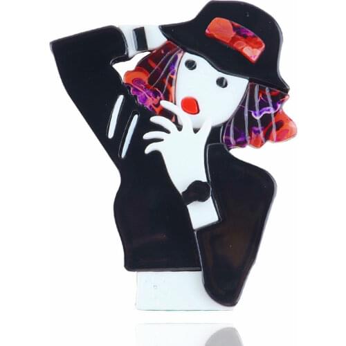 New Punk Black Hat Cool Girl Acrylic Brooch For Women Fashion Cute Resin Brooches Badges Lapel Pins Fashion Party Dress Jewelry