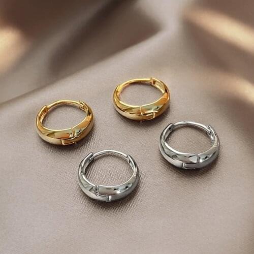 Korean Punk Geometric Small Circle Round Hoop Earrings Statment Chunky Grunge CC Earrings Goth Piercing Tragus anneaux oreille