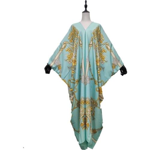LYH-Kaftan New Elegant Middle East Traditional Muslim Women Silk Kaftan Boho Dresses Kuwait Summer Beach Sexy V-Neck Caftan