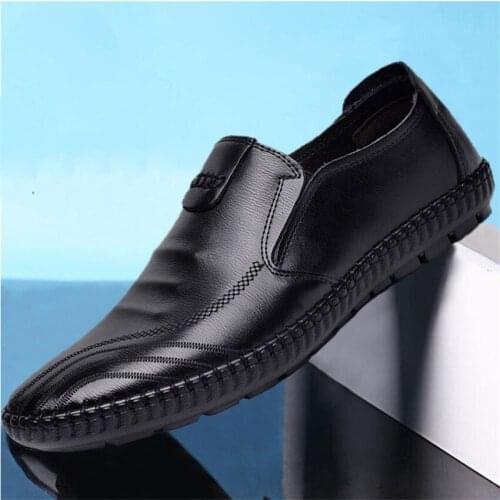Mens Casual Leather Shoes Slip on Lazy People Set Foot Casual Single Shoes Breathable Rubber Formal Dress Shoes