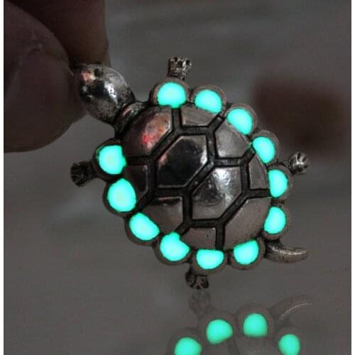 NEW Glowing ancient Sea turtles Necklace glow tortoise Necklace GLOW in the DARK night Fluorescent gifts men women girls