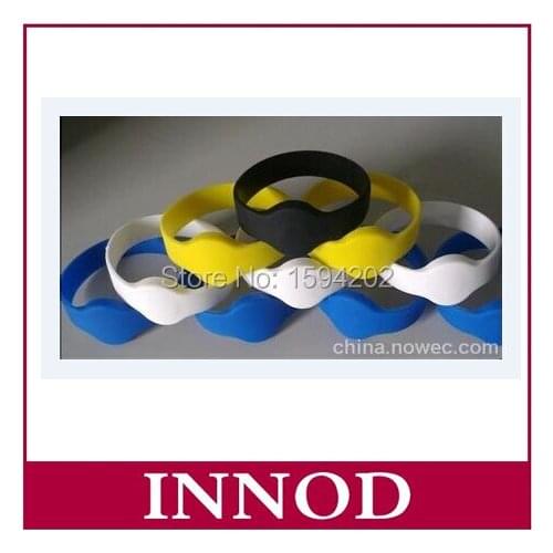 Shenzhen Factory wholesale price micro wristband rfid tag