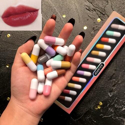12 Colors Mini Capsule Cute Lipstick Set Lips Girls Makeup Matte Waterproof Long Lasting Pigment Lipstick Gift Kit TSLM1