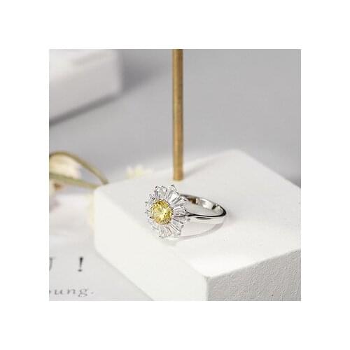Recommends Sunflower Ring 1:1 Swa Female Women Fashion High Quality