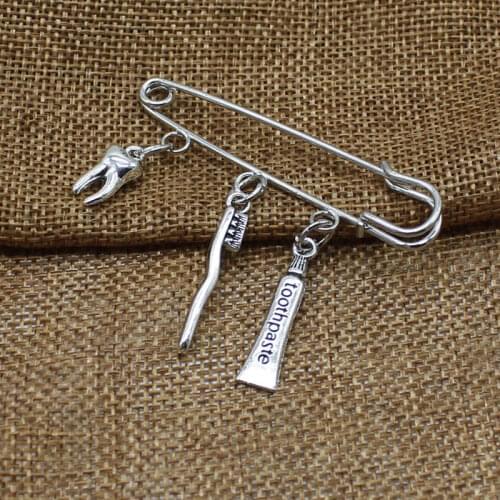 1pcs fashion charm personality dentist brooch dental assistant gift dental hygienist jewelry brooch