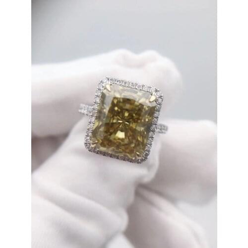 18K Gold 5 Carats Rectangle VVS D Color Yellow Moissanite Shaped Colored Stone Ladies Ring