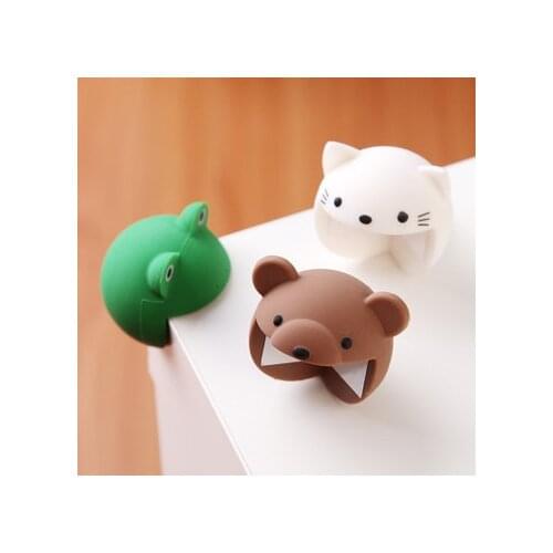 4pcs/lot Cute Cartoon Baby Safety Furniture Corner Guards Soft Child Baby Safety Silicone Table Desk Corner Protector Edge Cover