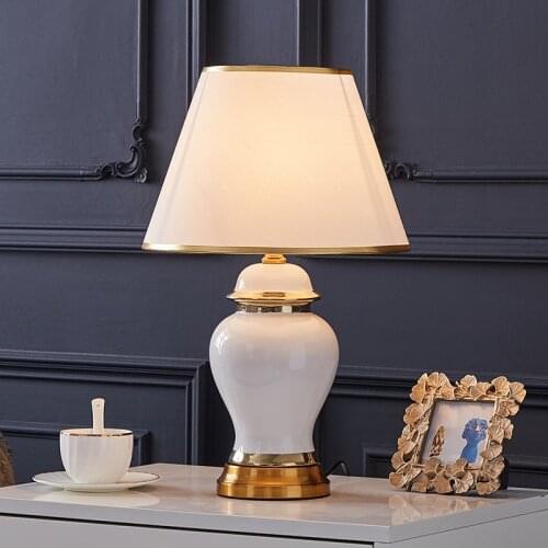 Luxury Modern Golden Edge Ceramic Table Lamps for Bedroom Bedside Lamp Living Room Corner Night Lamp Table Lamp For Living Room