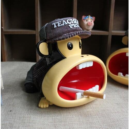 Creative Resin Ashtray Humor Monkey Ashtray Storage Box Desktop Decoration Cute Home Decorations Creative Birthday Gifts 05204